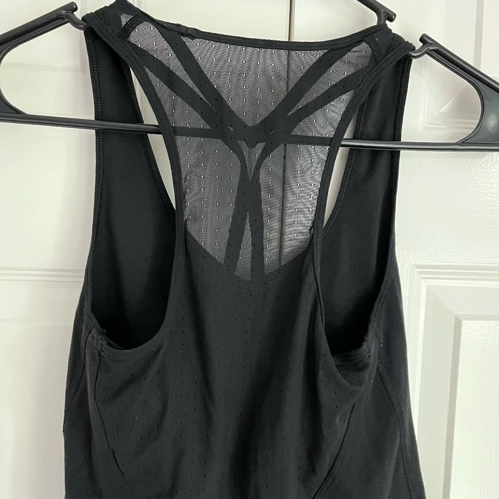 Lululemon Racerback Mesh Tank - Picture 2 of 4